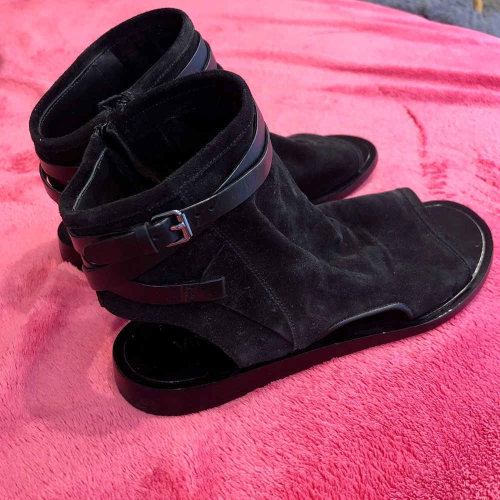 Vince Thalia Suede Black Slouch Sandals - Picture 6 of 6